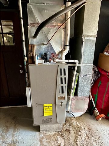 806 Bantam Ridge Road, Wintersville, OH 43953