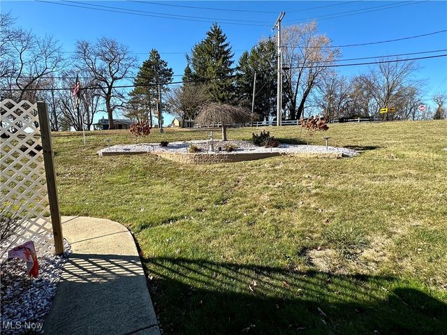 806 Bantam Ridge Road, Wintersville, OH 43953