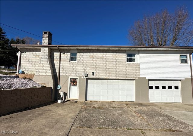 806 Bantam Ridge Road, Wintersville, OH 43953