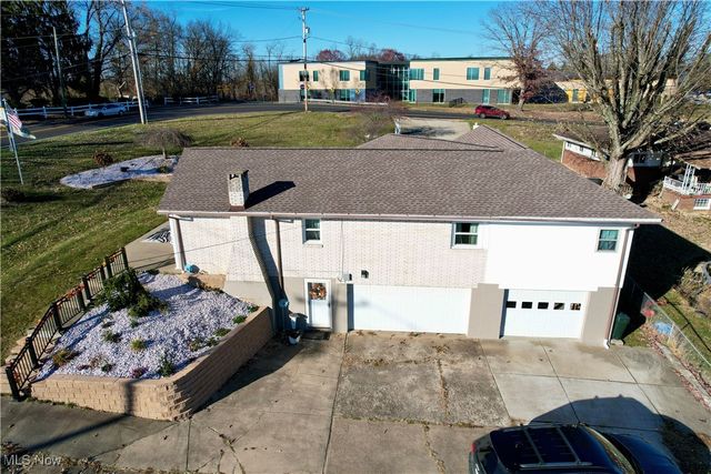 806 Bantam Ridge Road, Wintersville, OH 43953