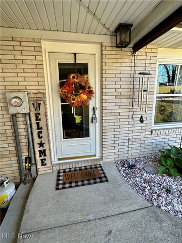 806 Bantam Ridge Road, Wintersville, OH 43953