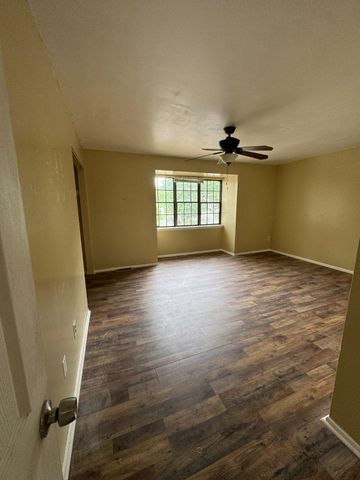 1709 COVENTRY, Millville, NJ 08332