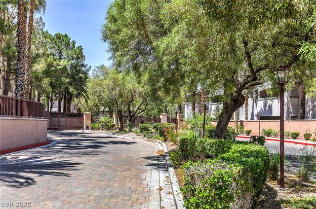 101 Breezy Tree Court 203, Las Vegas, NV 89145
