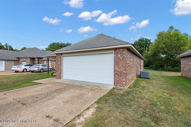 156 Dakota Street, Byram, MS 39272