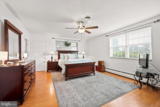 276 ELLIS RD, Havertown, PA 19083