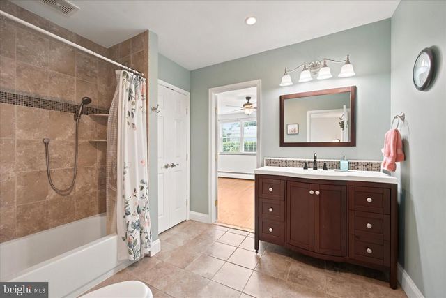 276 ELLIS RD, Havertown, PA 19083