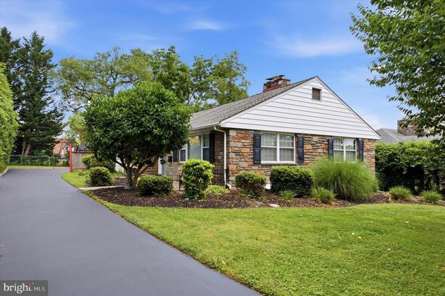 276 ELLIS RD, Havertown, PA 19083