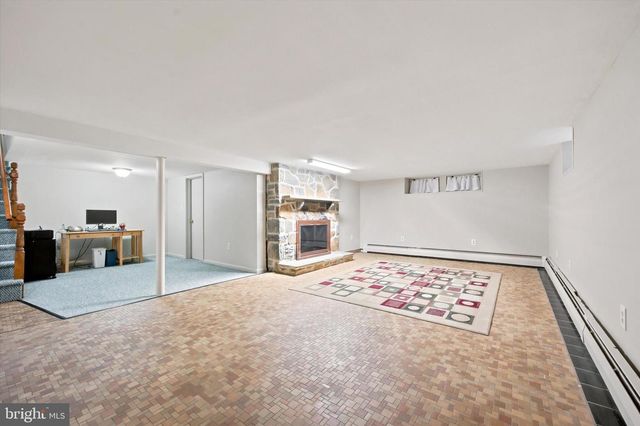 276 ELLIS RD, Havertown, PA 19083