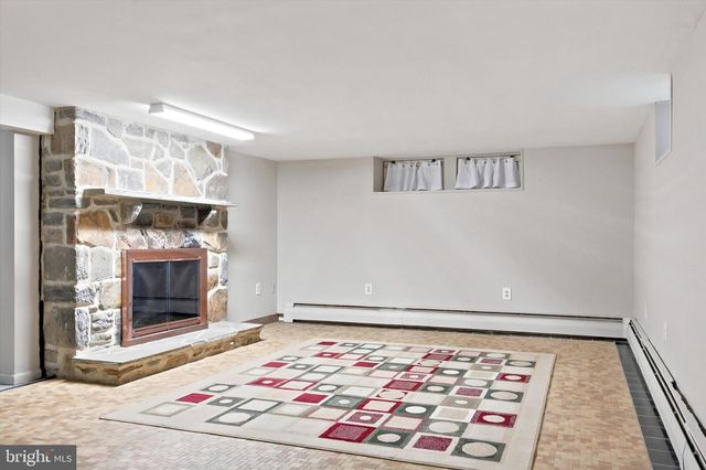 276 ELLIS RD, Havertown, PA 19083