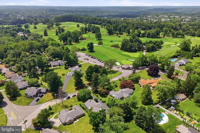 276 ELLIS RD, Havertown, PA 19083