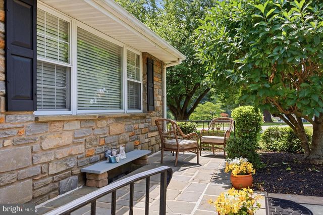 276 ELLIS RD, Havertown, PA 19083