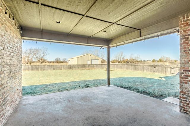 221 Stephany Drive, Piedmont, OK 73078