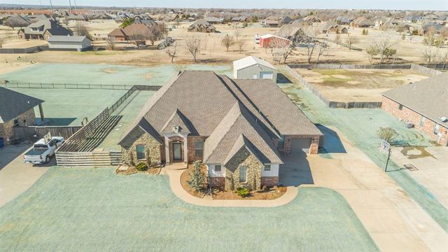 221 Stephany Drive, Piedmont, OK 73078