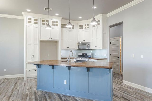 221 Stephany Drive, Piedmont, OK 73078