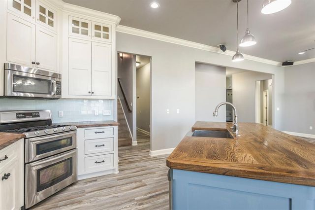 221 Stephany Drive, Piedmont, OK 73078