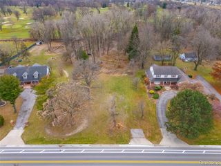 13000 Plumbrook Road, Sterling Heights, MI 48312