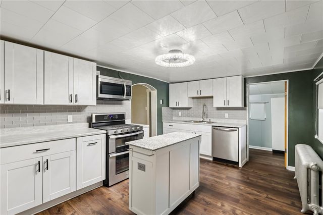 420 Market St, Belle Vernon, PA 15012