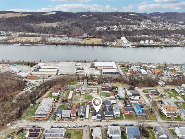 420 Market St, Belle Vernon, PA 15012