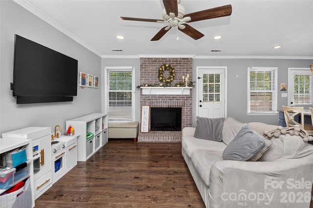 622 Silversmith Lane, Charlotte, NC 28270