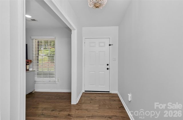 622 Silversmith Lane, Charlotte, NC 28270