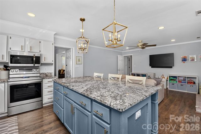 622 Silversmith Lane, Charlotte, NC 28270