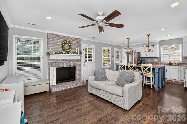 622 Silversmith Lane, Charlotte, NC 28270