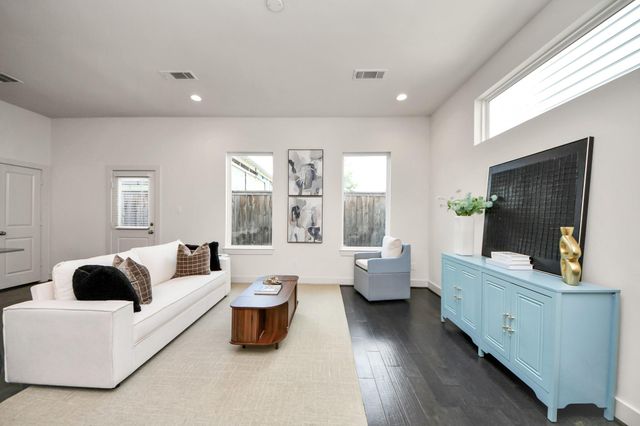 9448 Kerrwood Lane, Houston, TX 77080