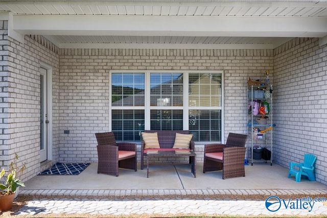 8114 Goose Ridge Drive, Owens Cross Roads, AL 35763