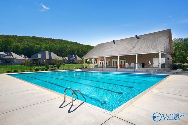 8114 Goose Ridge Drive, Owens Cross Roads, AL 35763