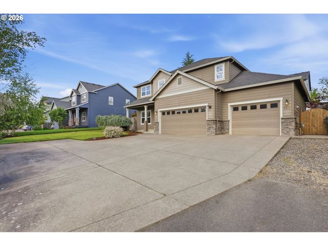 346 Sw MT MAZAMA St, Mc Minnville, OR 97128
