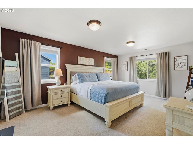346 Sw MT MAZAMA St, Mc Minnville, OR 97128