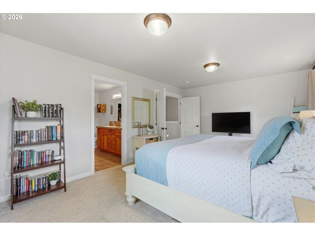 346 Sw MT MAZAMA St, Mc Minnville, OR 97128