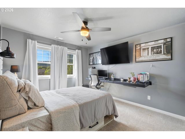 346 Sw MT MAZAMA St, Mc Minnville, OR 97128