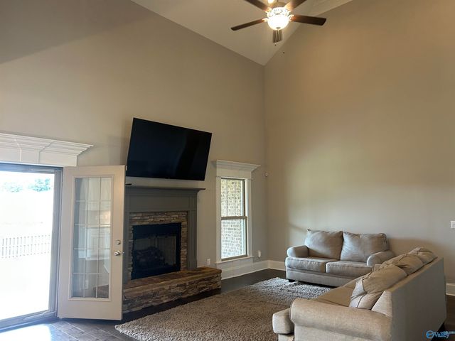 14058 Leafmore Drive, Huntsville, AL 35803