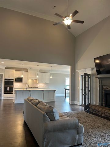 14058 Leafmore Drive, Huntsville, AL 35803