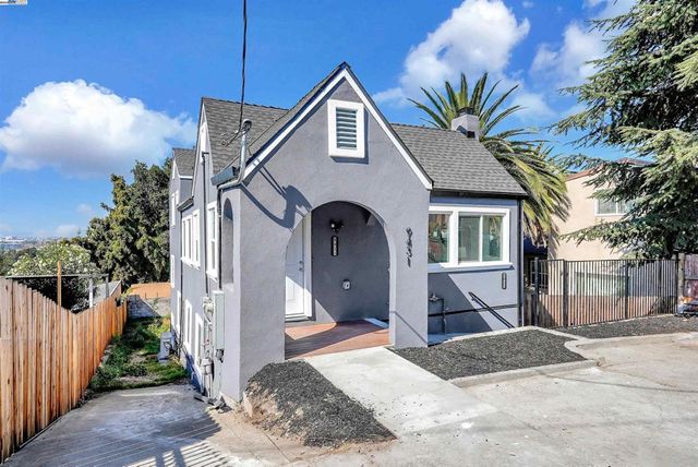 9431 Thermal St, Oakland, CA 94605