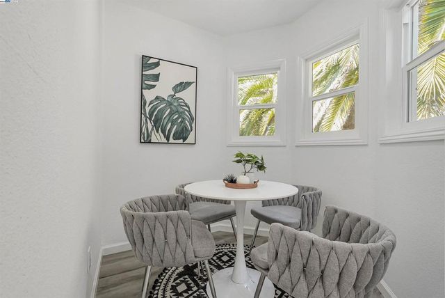 9431 Thermal St, Oakland, CA 94605