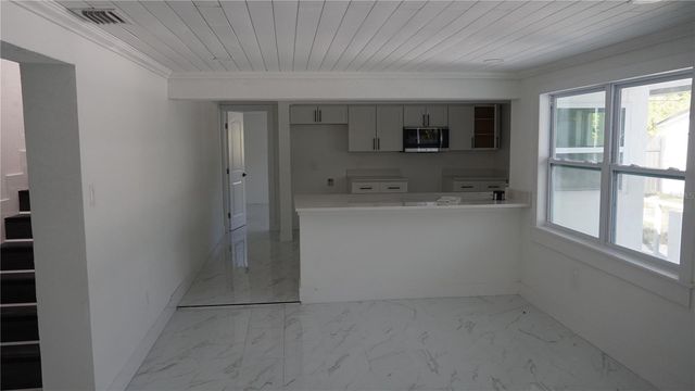 177 DOWLING AVENUE NE, Port Charlotte, FL 33952