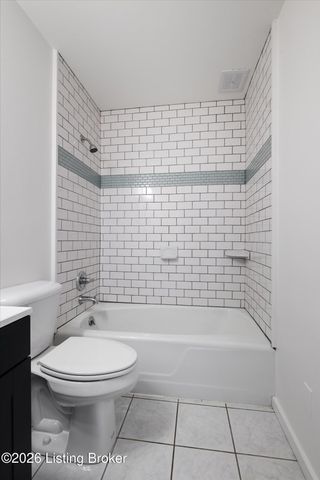 1040 Cherokee Rd E4, Louisville, KY 40204