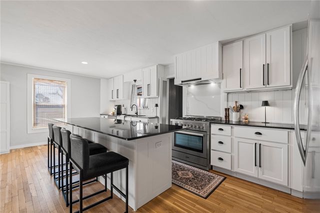 908 9th Street, Rogers, AR 72756