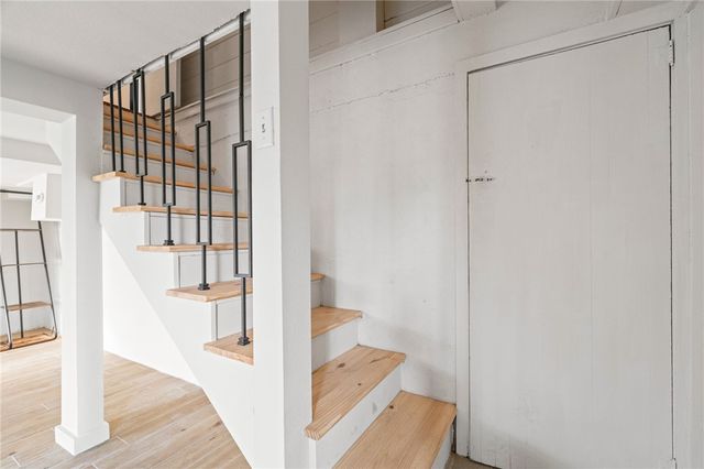 908 9th Street, Rogers, AR 72756