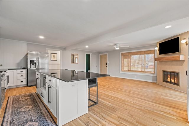 908 9th Street, Rogers, AR 72756