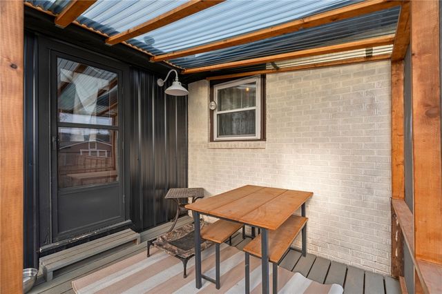 908 9th Street, Rogers, AR 72756