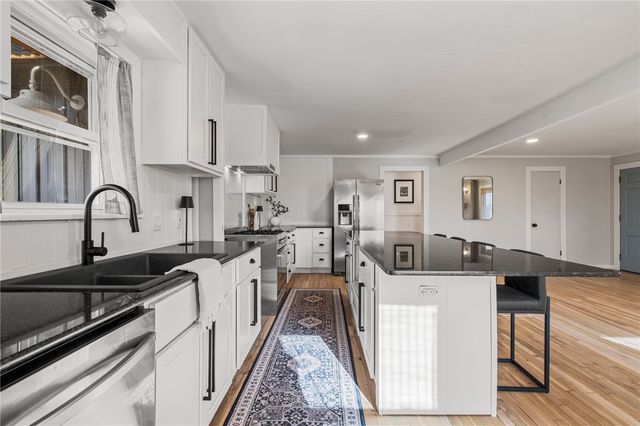 908 9th Street, Rogers, AR 72756