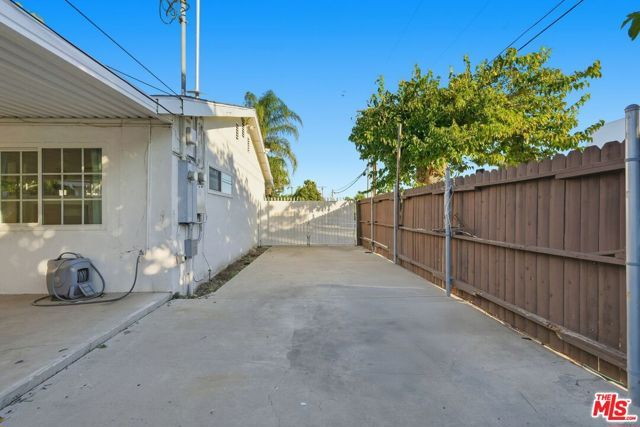 10401 Amigo Avenue, Porter Ranch (los Angeles), CA 91326