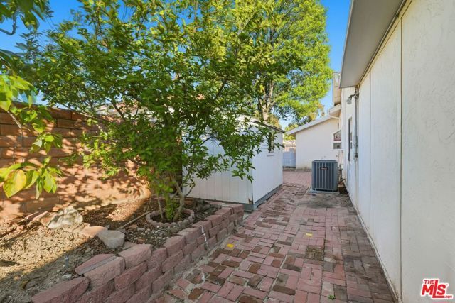 10401 Amigo Avenue, Porter Ranch (los Angeles), CA 91326