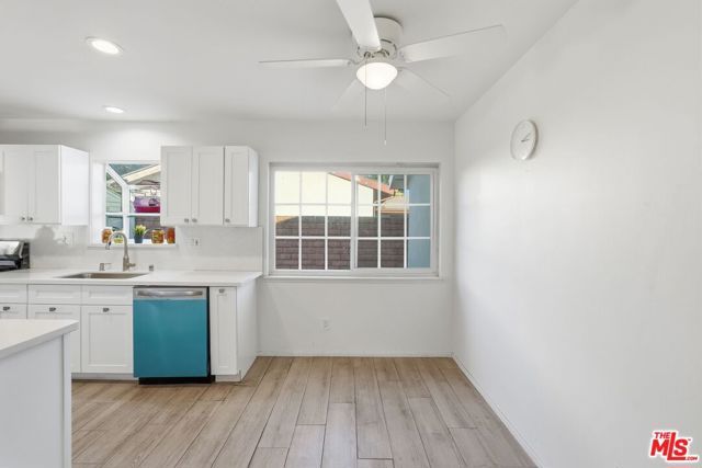 10401 Amigo Avenue, Porter Ranch (los Angeles), CA 91326