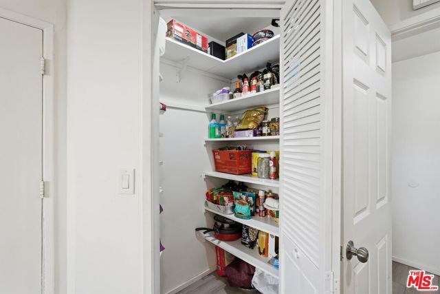 10401 Amigo Avenue, Porter Ranch (los Angeles), CA 91326