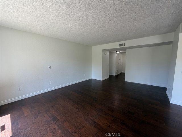 600 Central Avenue 307, Riverside, CA 92507