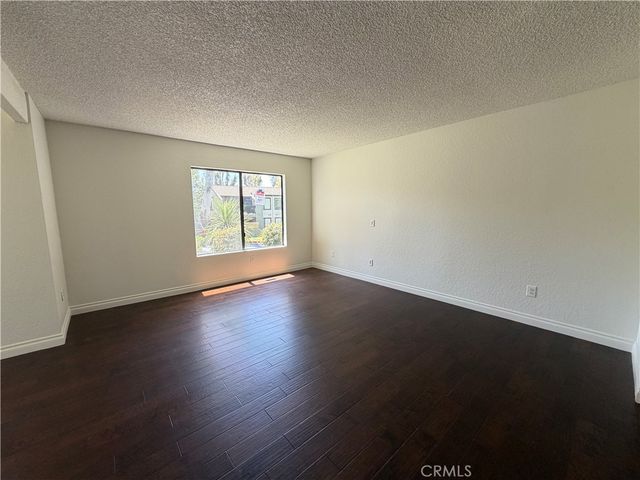 600 Central Avenue 307, Riverside, CA 92507
